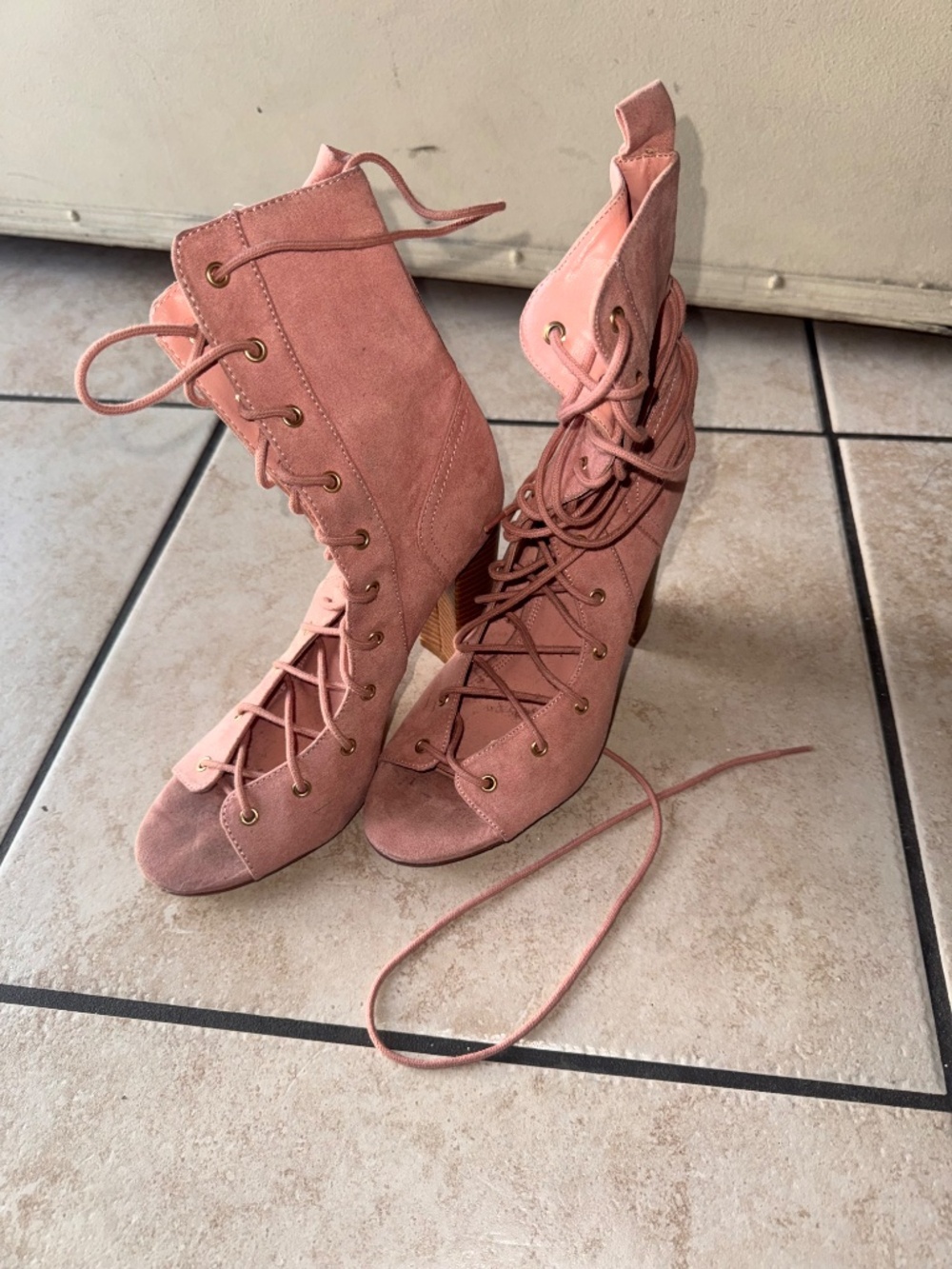 Boot heels - Picture 4 of 4